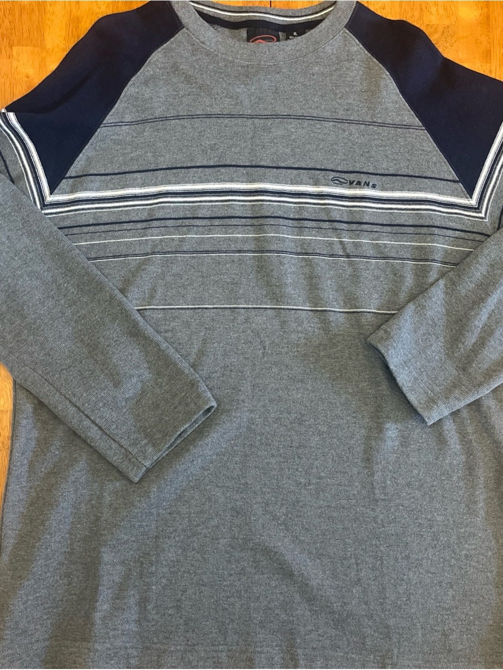 Vans Men’s XL Y2K 90s Long-Sleeve Tee Skateboard